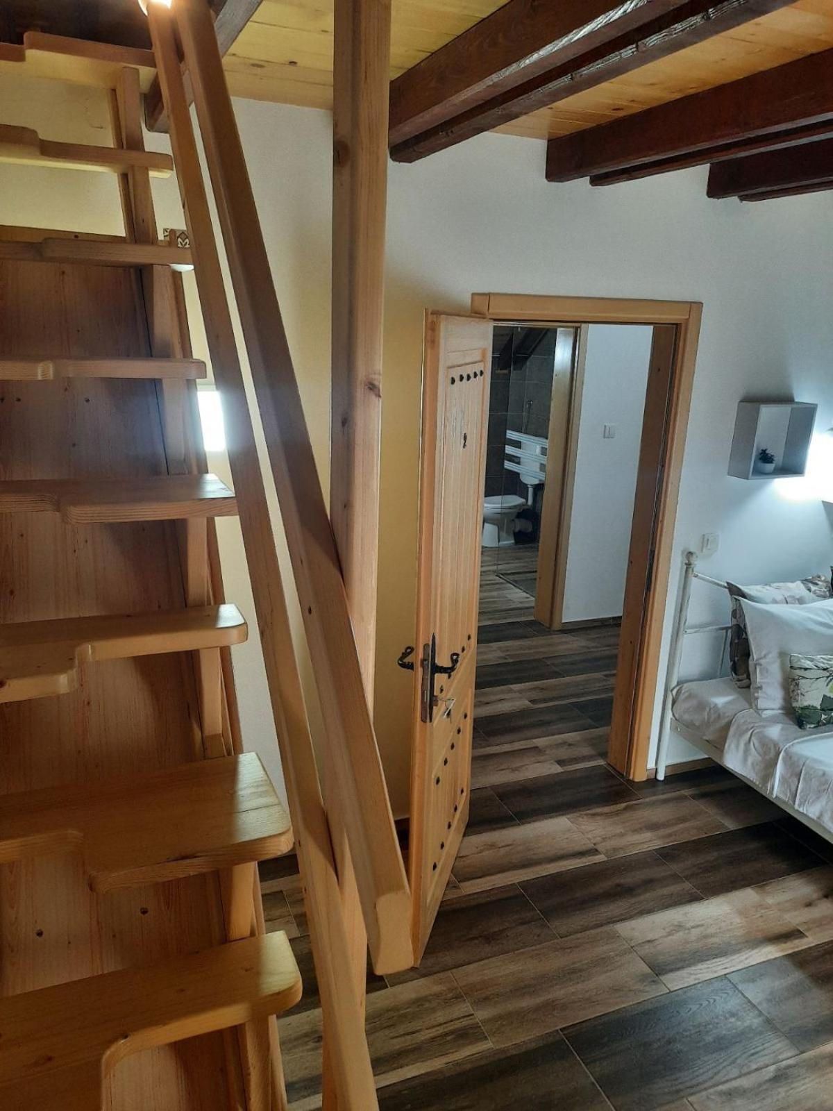 Vila Davidovic-Fruska Gora Mandelos Номер фото