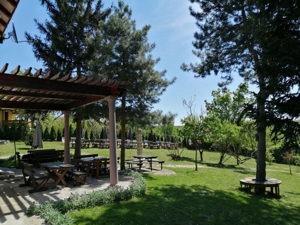 Vila Davidovic-Fruska Gora Mandelos Экстерьер фото