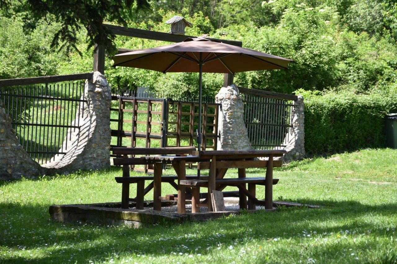 Vila Davidovic-Fruska Gora Mandelos Экстерьер фото